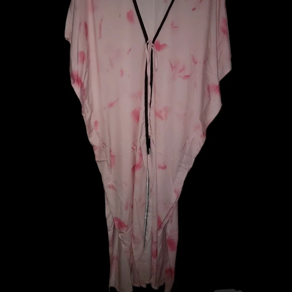 Swim cover up robe - Picture 2 of 4